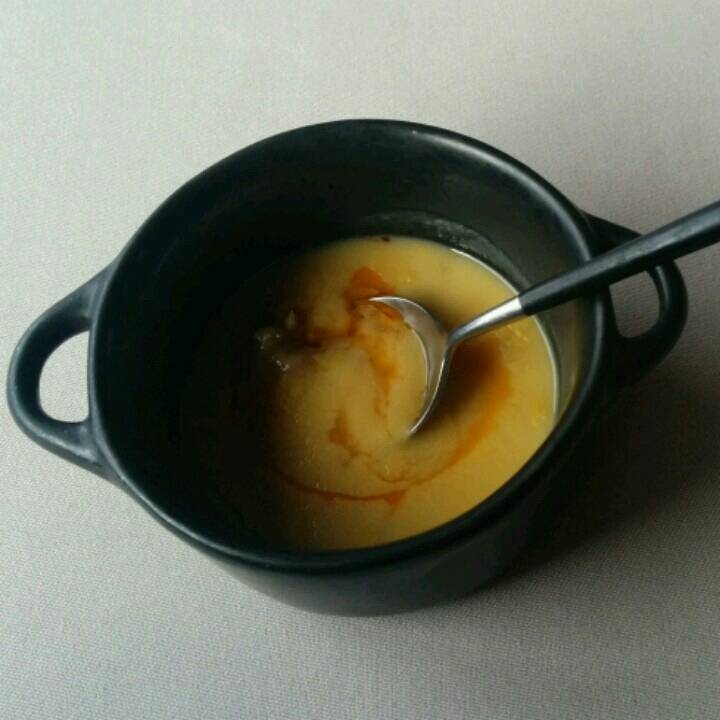 Crema de maiz con cabeza de cerdo - A Estación