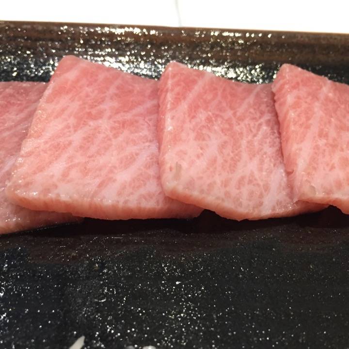 Sashimi de atún rojo de almadraba - El Campero